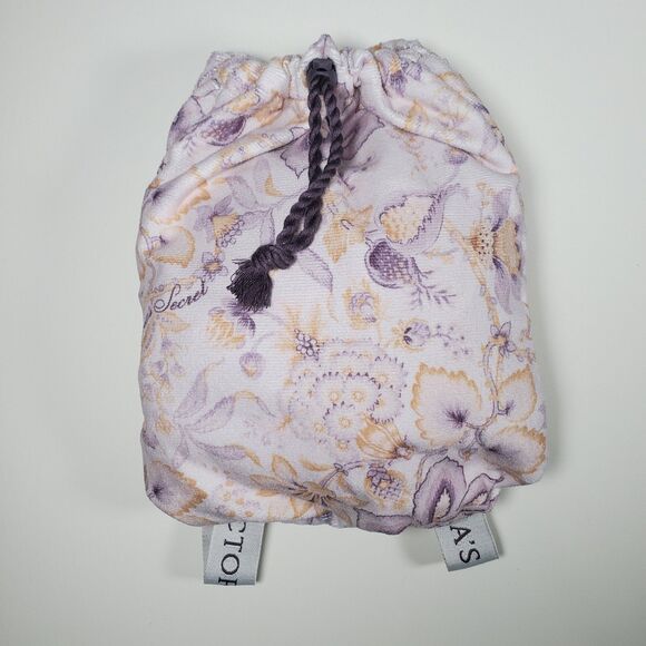 NEW Victoria’s Secret Packable Floral Stripe Beach Towel Blanket 2 in 1 Backpack - Picture 4 of 11